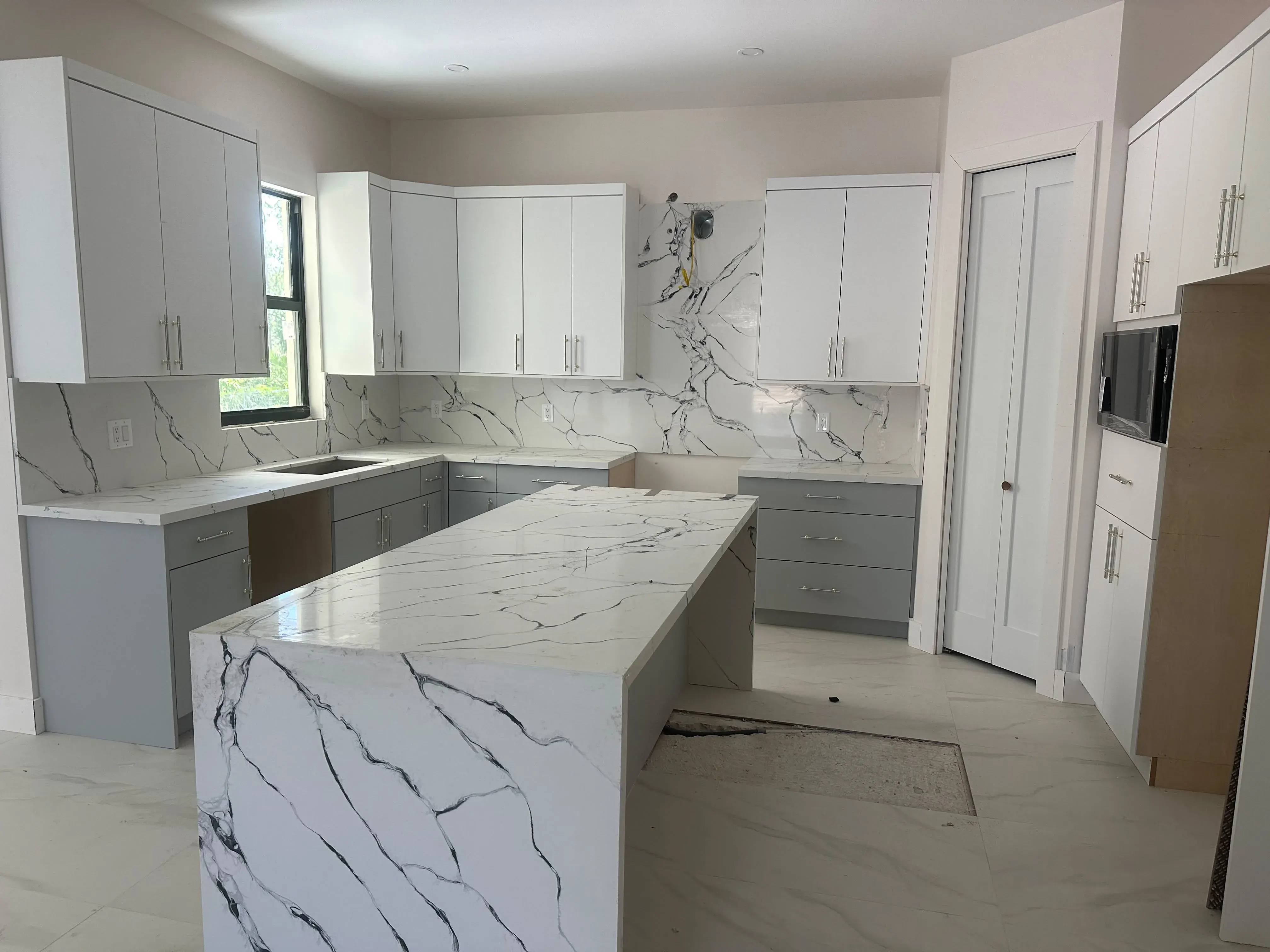 Cabinet work in Lehigh Acres, FL