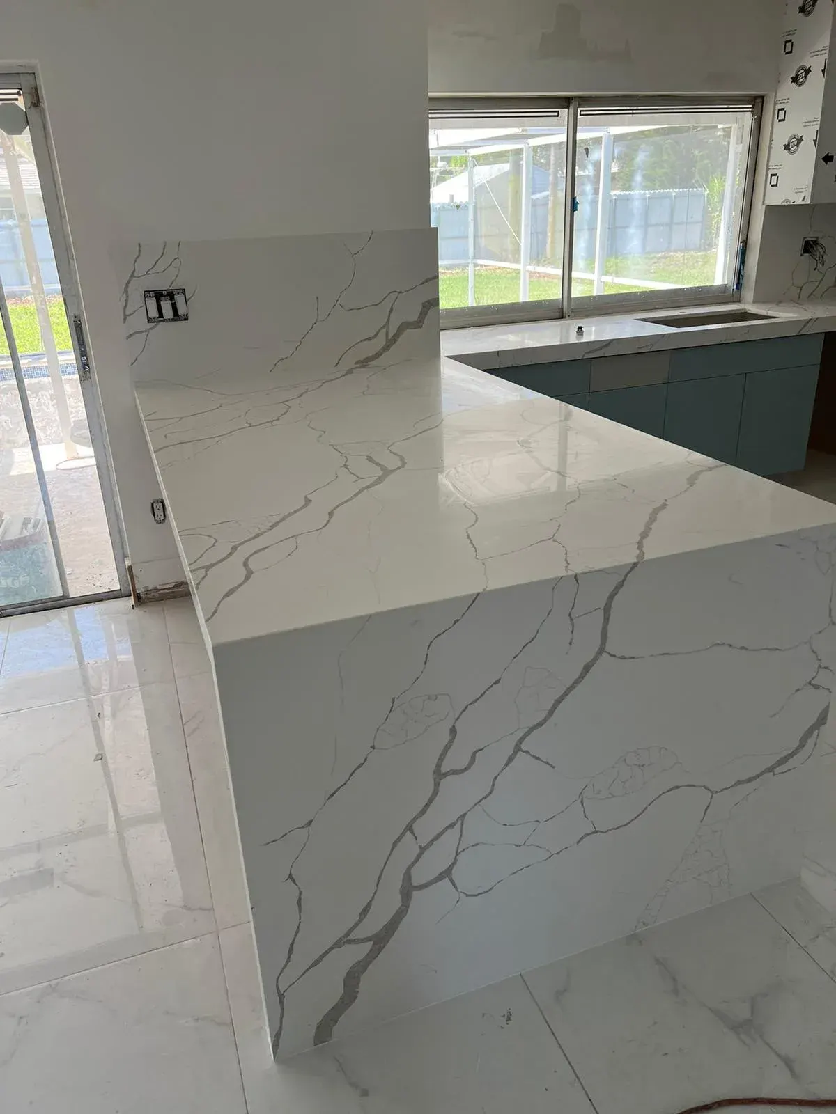 Marble countertop with a waterfall edge